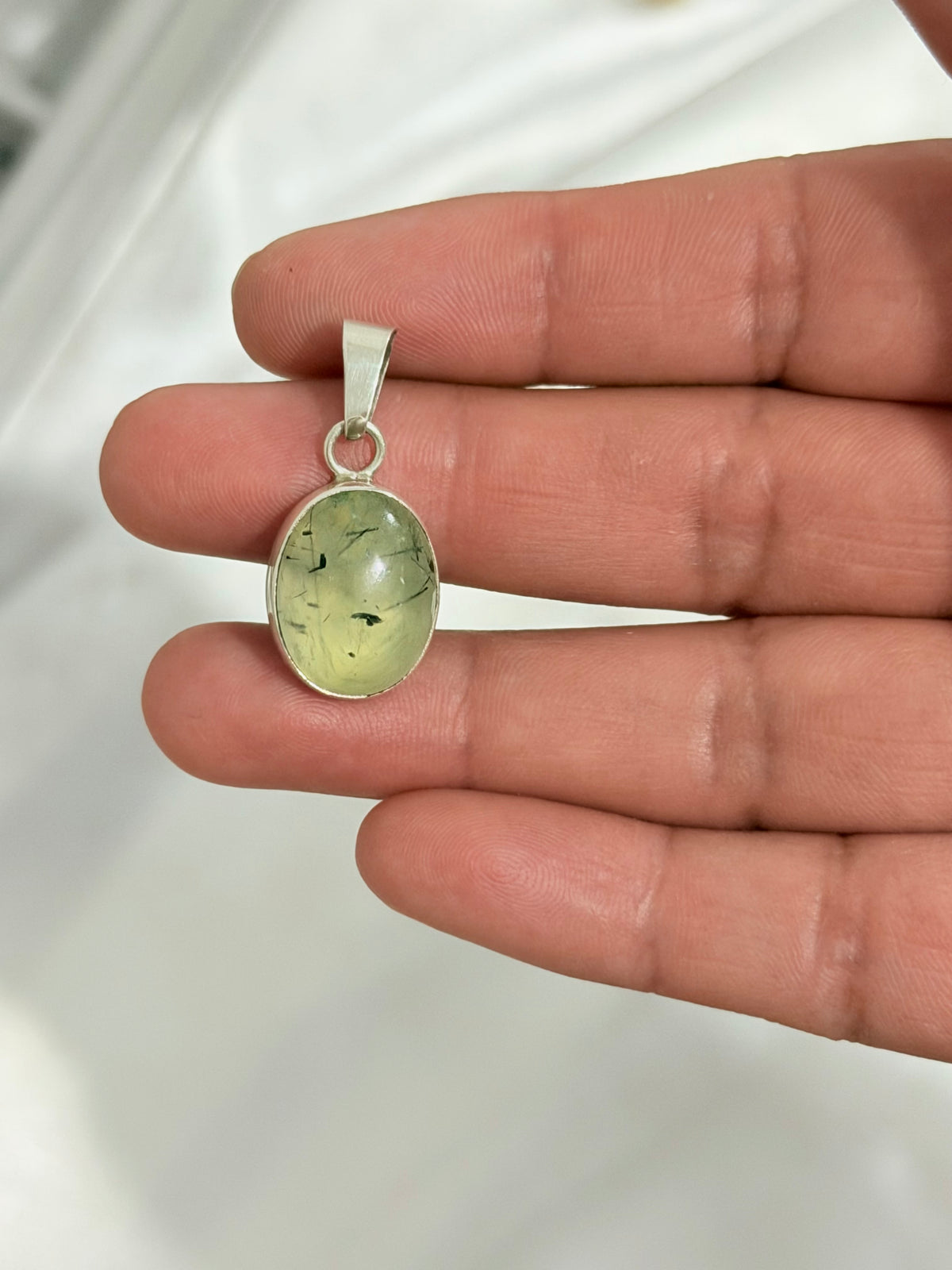 Dije de Prehnita Natural en Plata .950