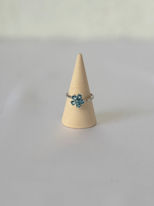 Anillo Flor de Agua | Topacio London Blue y Plata .925