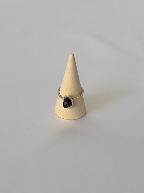 Anillo Guardián Negro | Turmalina Negra en Plata .950