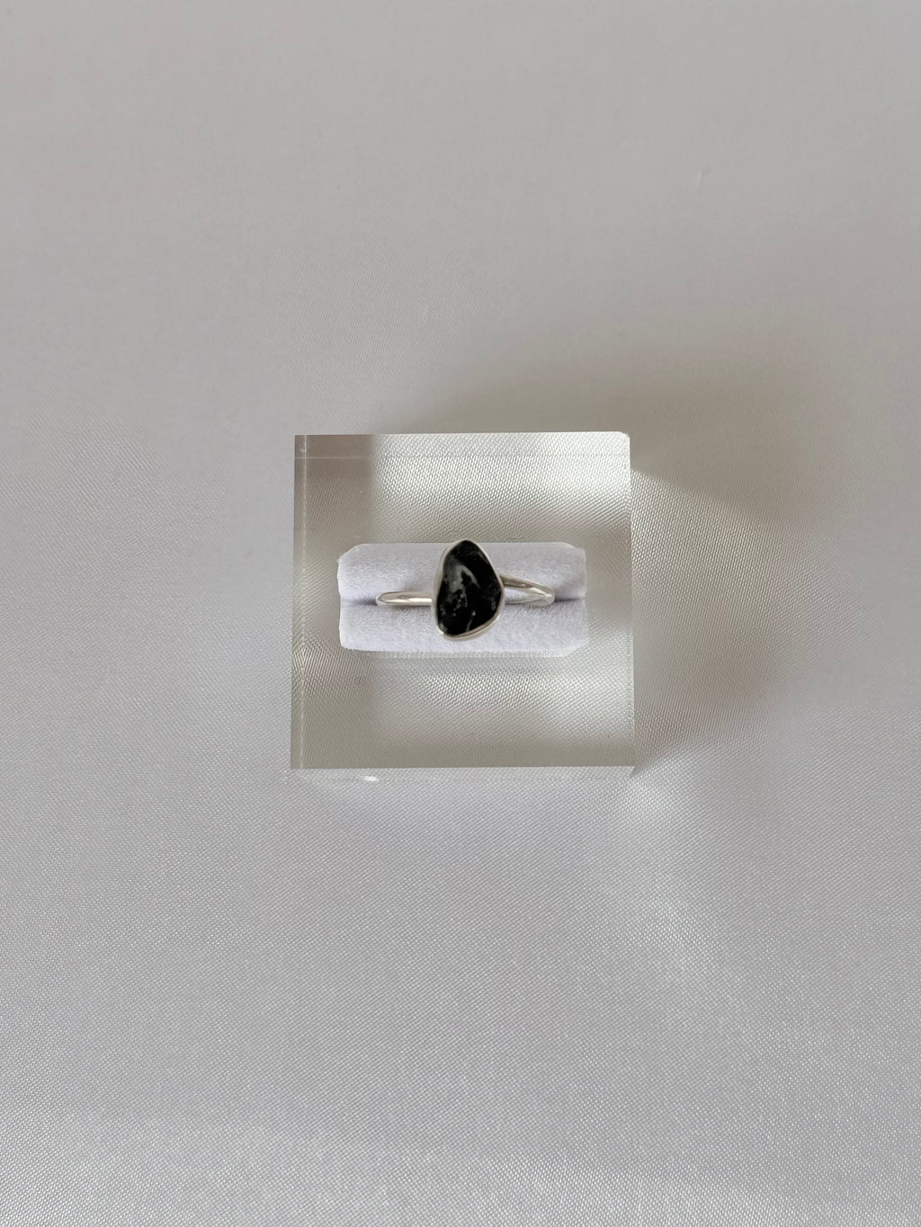 Anillo Guardián Negro | Turmalina Negra en Plata .950