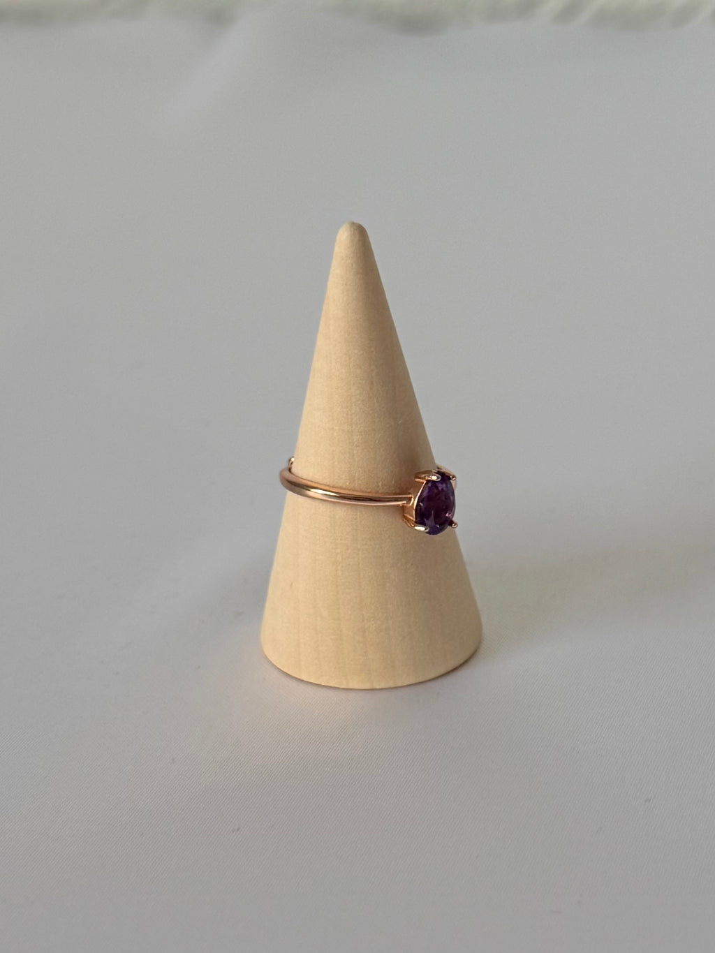 Anillo Violeta | Amatista en Plata .925 con Baño de Oro