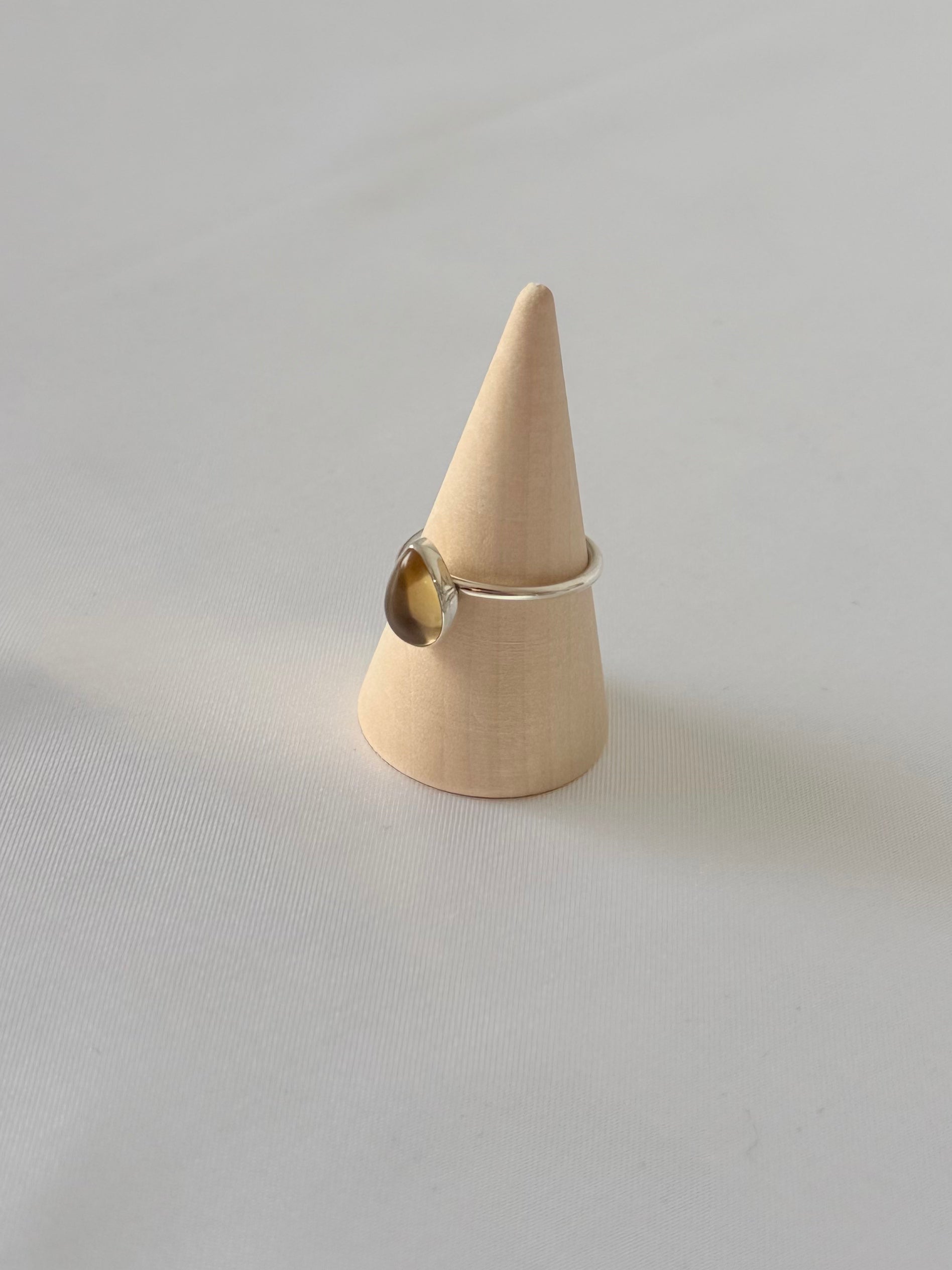 Anillo de Citrino en Plata 950 | Gota Solar