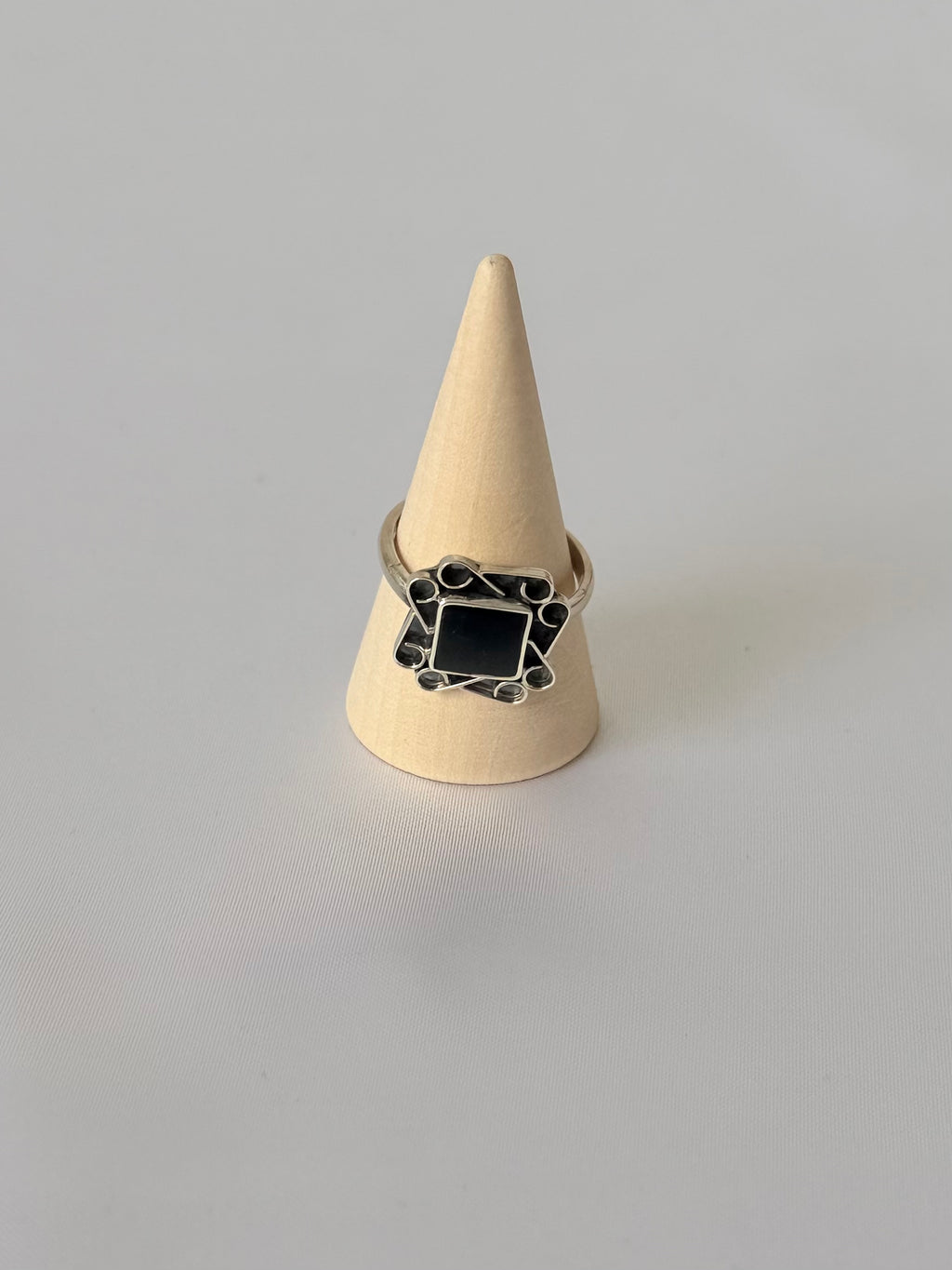 Anillo de Obsidiana Negra en Plata 950 | Umbral