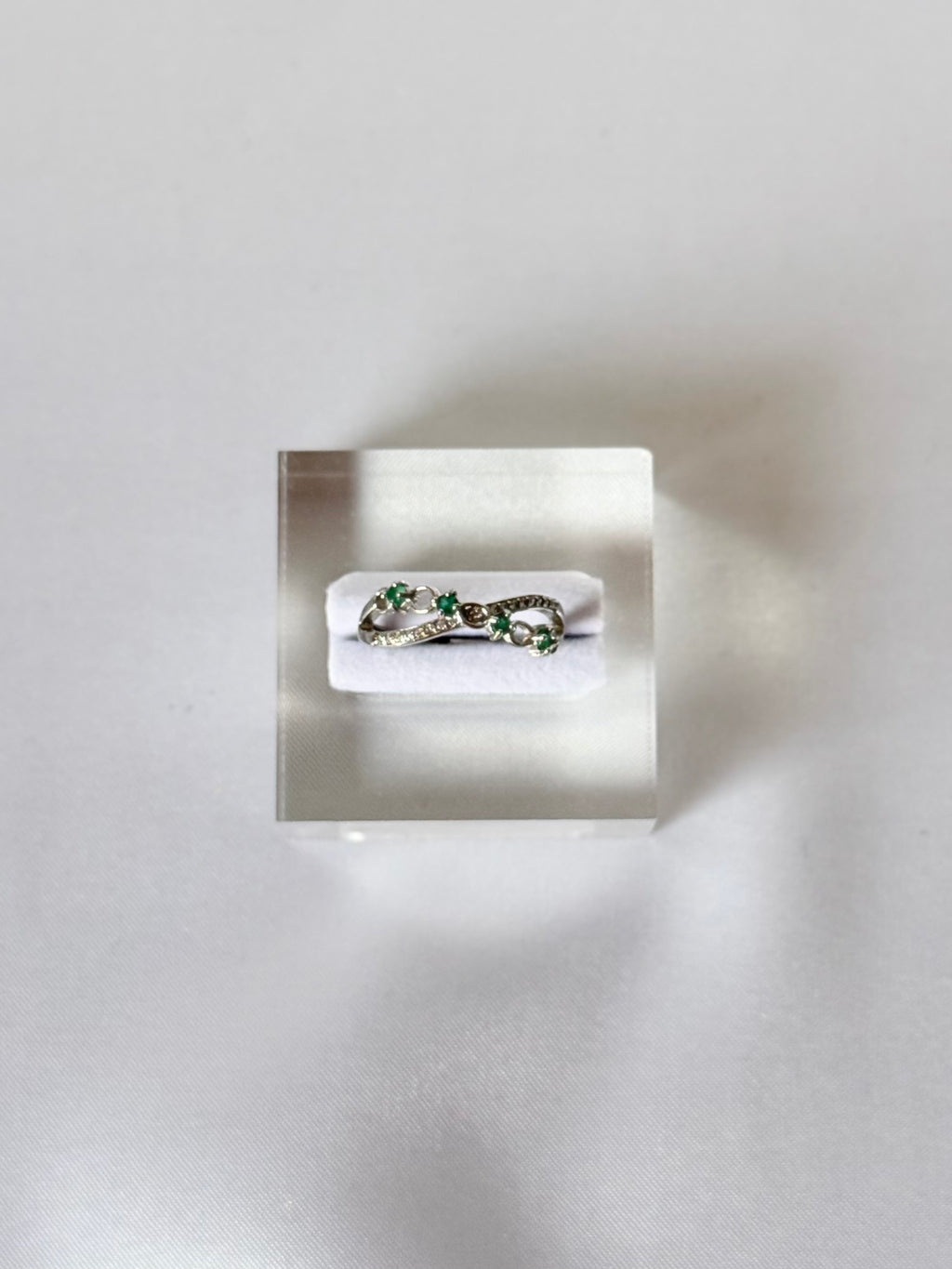 Anillo Esmeralda Eterna | Esmeraldas Colombianas y Circonias en Plata .925