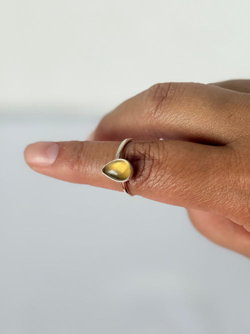 Anillo de Citrino en Plata 950 | Gota Solar
