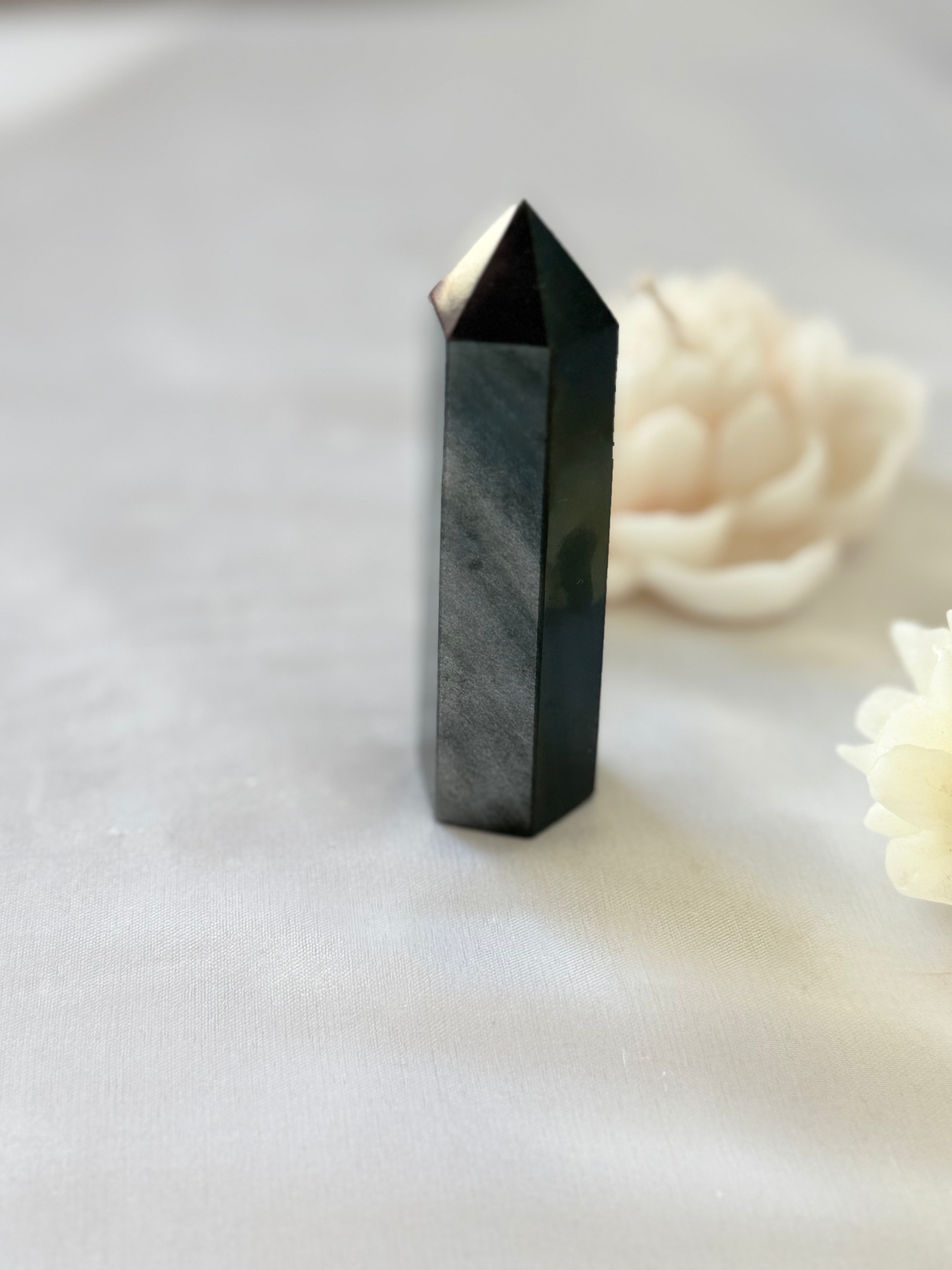 Punta de Obsidiana Plateada Natural